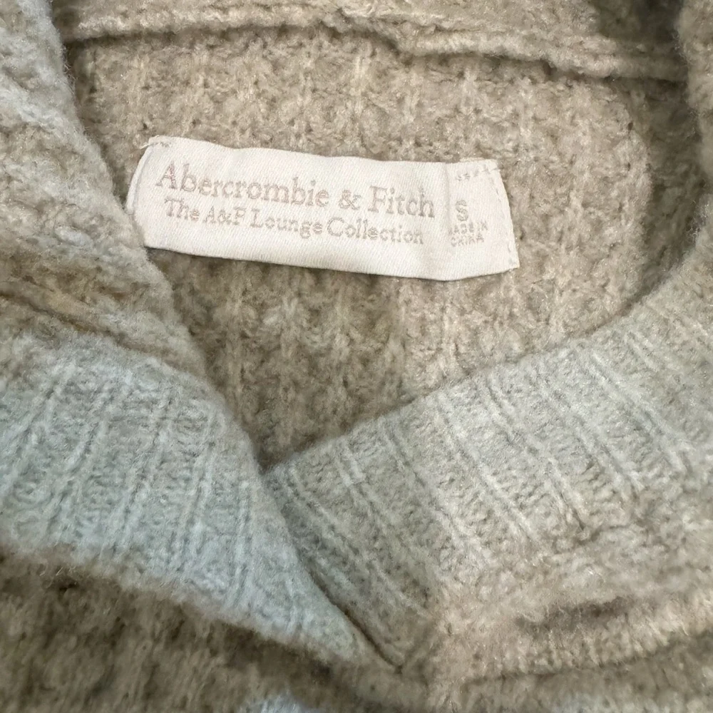 Abercrombie & Fitch Lounge Waffle Sweater shorts SET small EUC SUPER SOFT - Picture 12 of 12